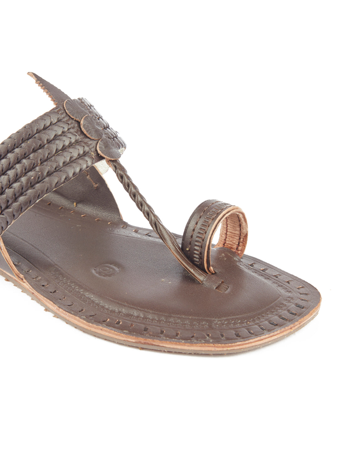 Best best sale kolhapuri chappal